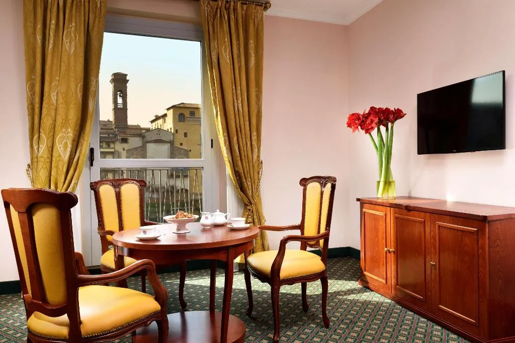 Room, Berchielli, Florence
