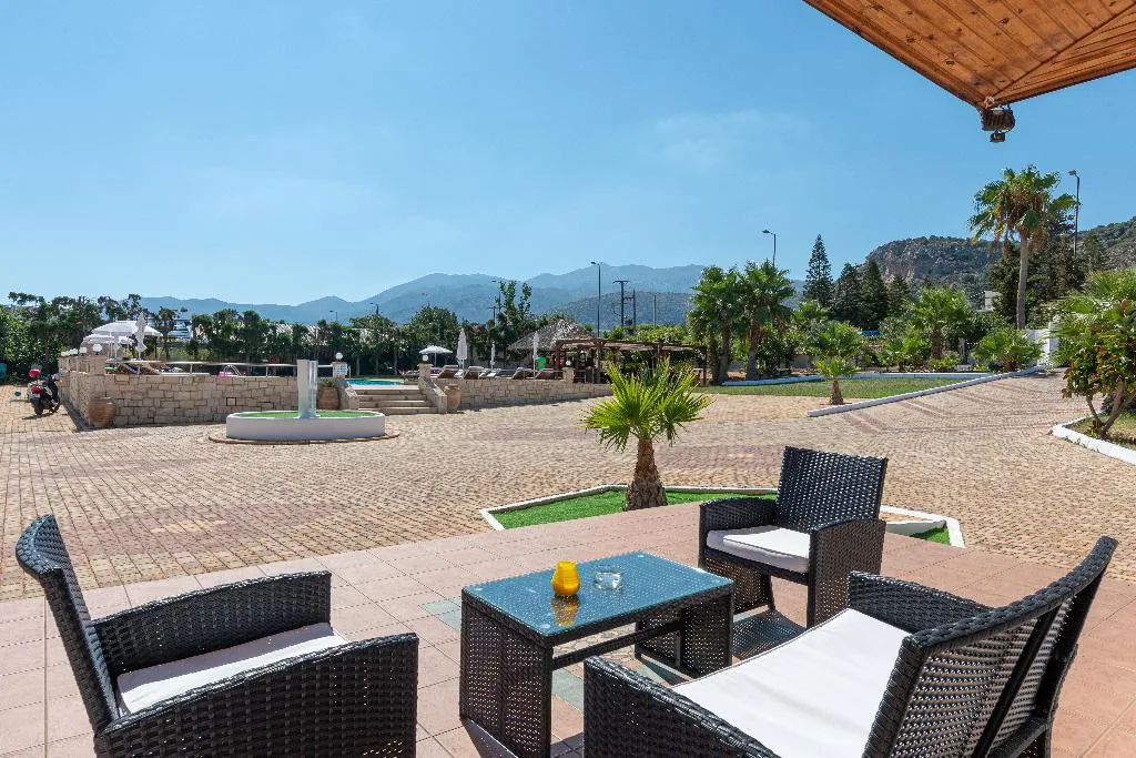 Lobby, W Suites, Crete