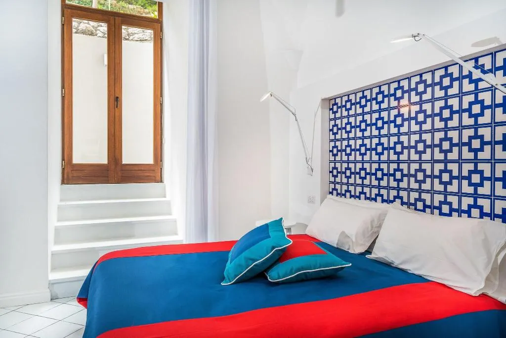 DOUBLE QUEEN SIZE BED Room, Torre Barbara, Naples