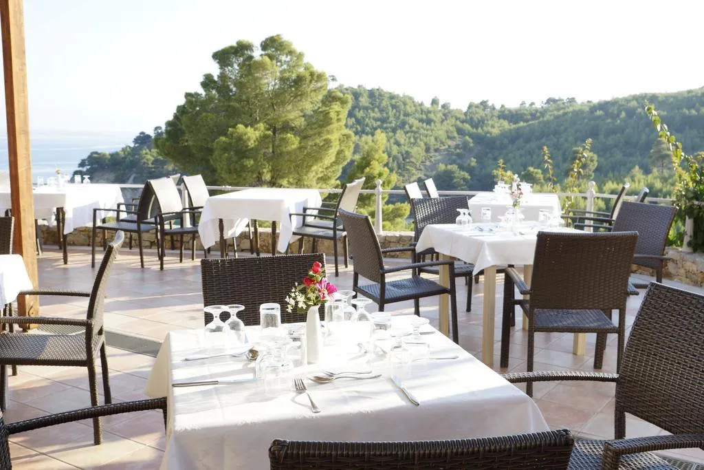 Restaurant, Alonissos Beach Bungalows & Suites Hotel, Skiathos