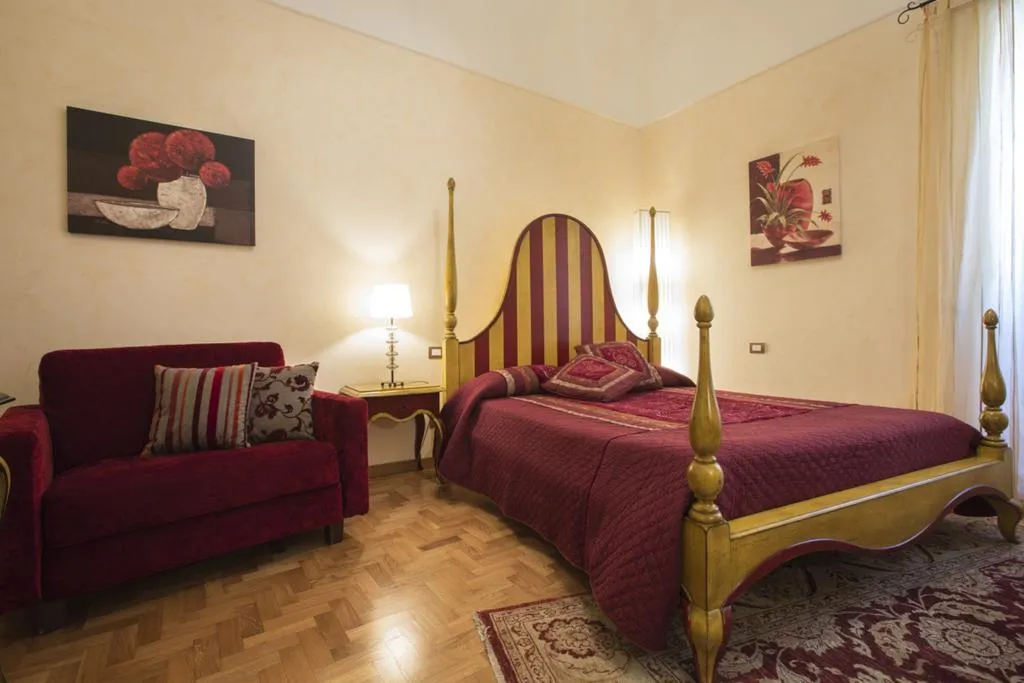 TRIPLE SUPERIOR Room, Lubra Casa Relax, Naples