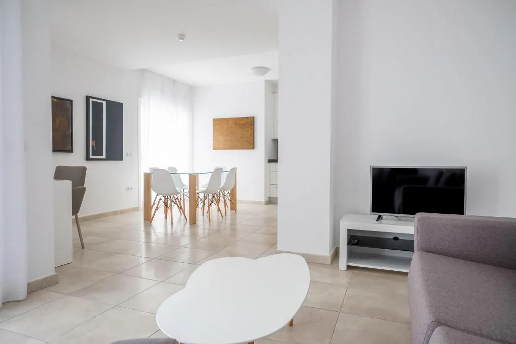Room, S'Alamera Suites Hotel & Apartments, Ibiza