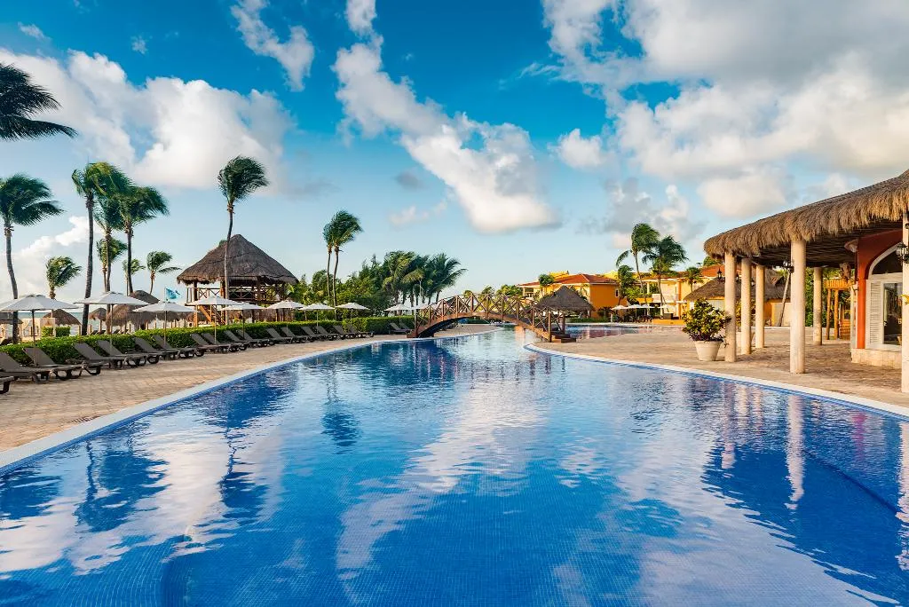 Pool, Ocean Maya Royale All Inclusive Adults Only, Playa Del Carmen