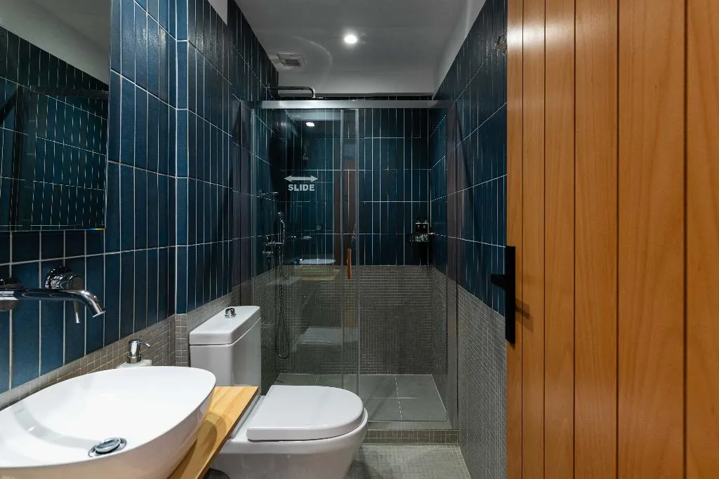 TWIN STANDARD Room, Parea, Athens