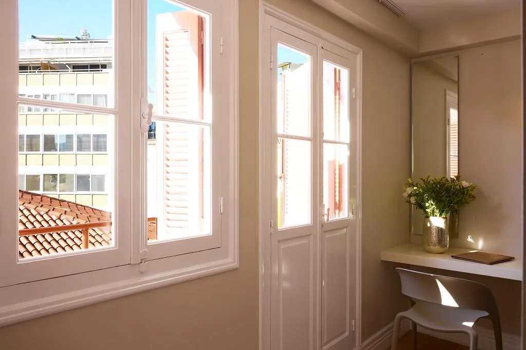 SUITE DELUXE WITH BALCONY Room, Vrachos Athens Suites, Athens