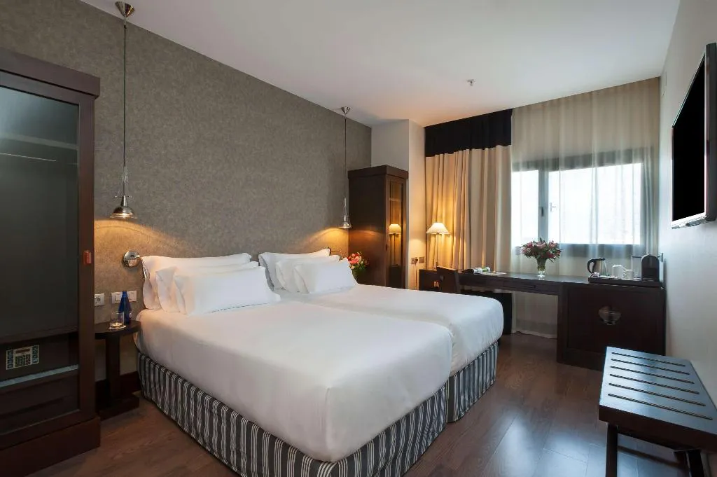 Room, NH Collection Sevilla, Seville