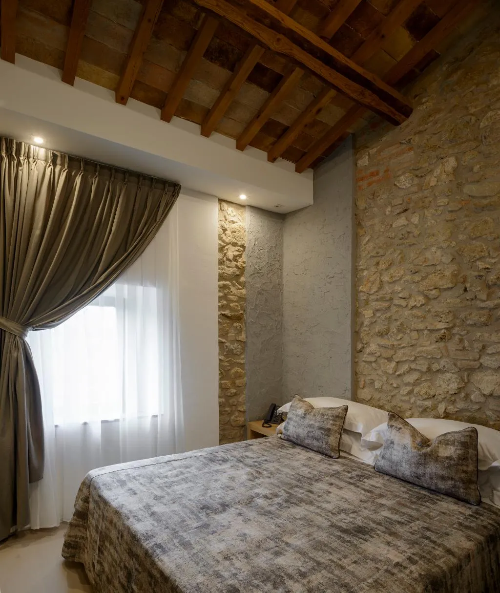 DOUBLE BASIC Room, Tenuta Sovestro, Florence