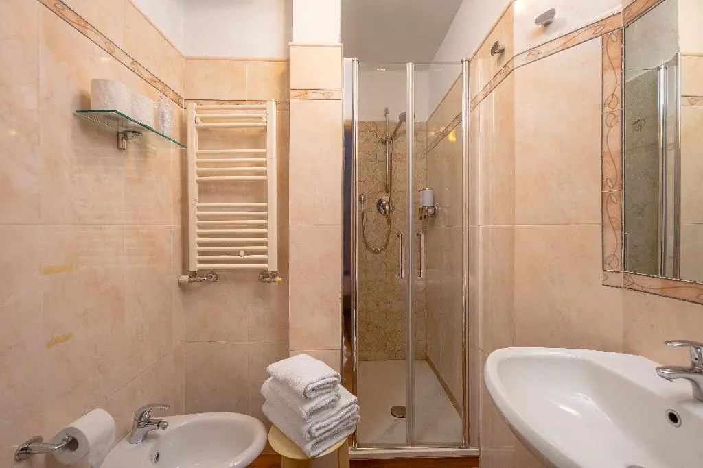 FAMILY ROOM ONE BEDROOM ONE BATHROOM Room, Annabella Hotel Roof Terrace, Florence