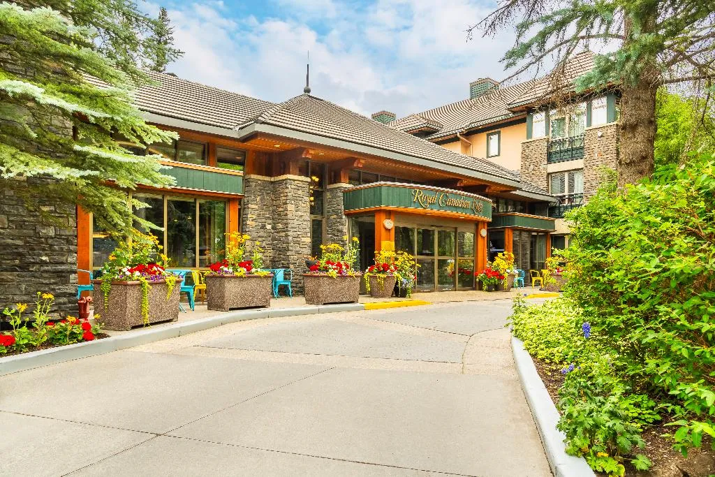 General view, Royal Canadian Lodge, Calgary, Alberta