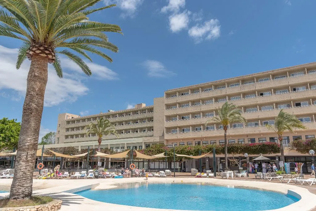Pool, Club Cala Romani, Majorca