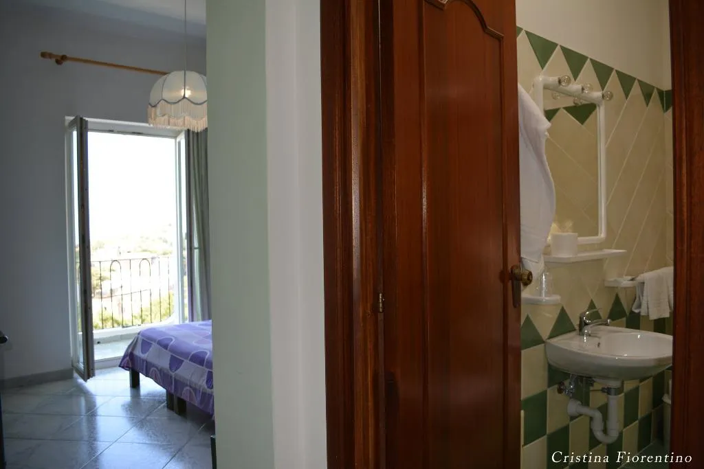 QUADRUPLE STANDARD Room, La Ginestra, Naples