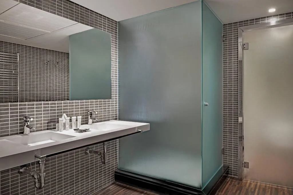 Room, AC Hotel Palacio del Retiro Autograph Collection, Madrid