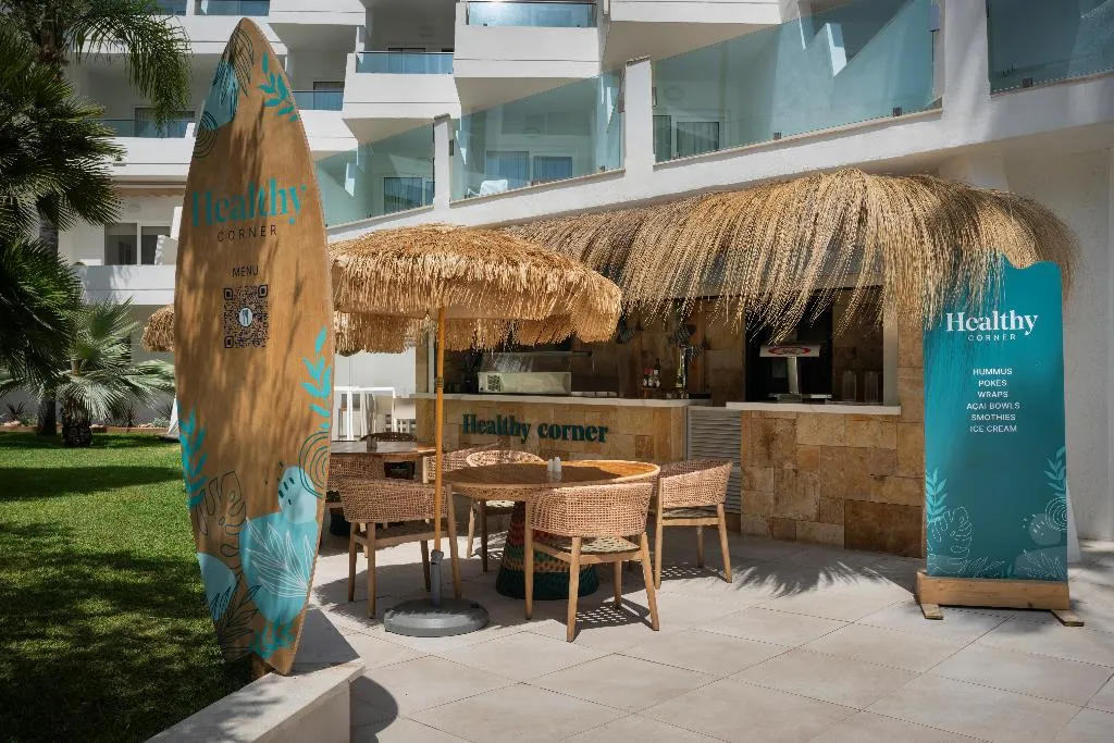 Bar, Iberostar Waves Playa de Muro, Majorca