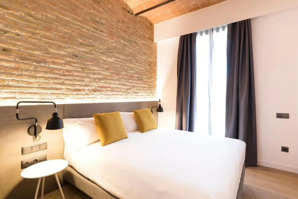 APARTMENT THREE BEDROOMS Room, Aspasios Sagrada Familia Apartments, Barcelona
