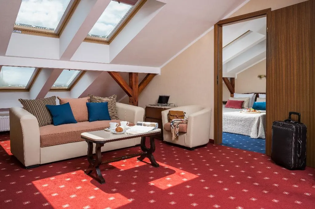 JUNIOR SUITE STANDARD Room, Booking Hotel Crown Piast & Spa*****, Krakow