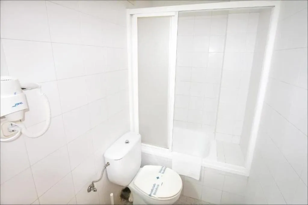 Room, Hostal Estacia N Almeria, Costa Almeria