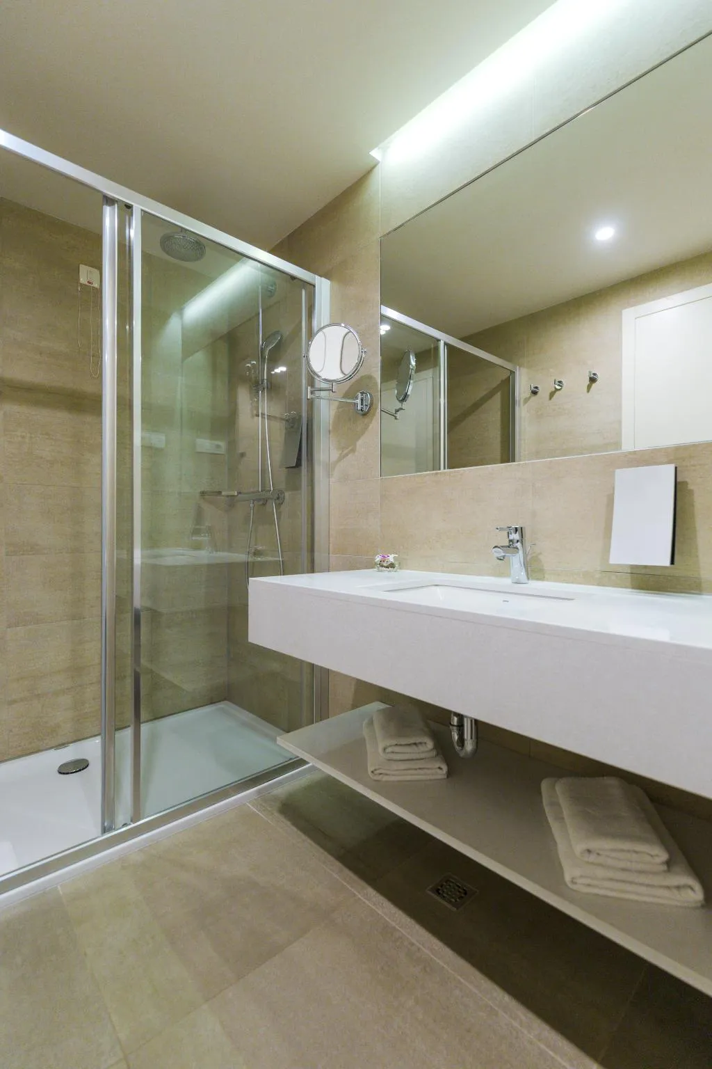 STUDIO POOL VIEW Room, Romana Beach Apartments, Split