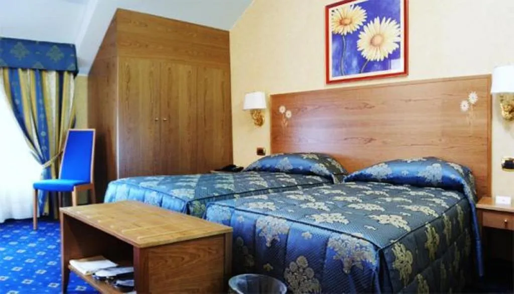 TWIN STANDARD Room, Boutique Hotel Dieci, Milan