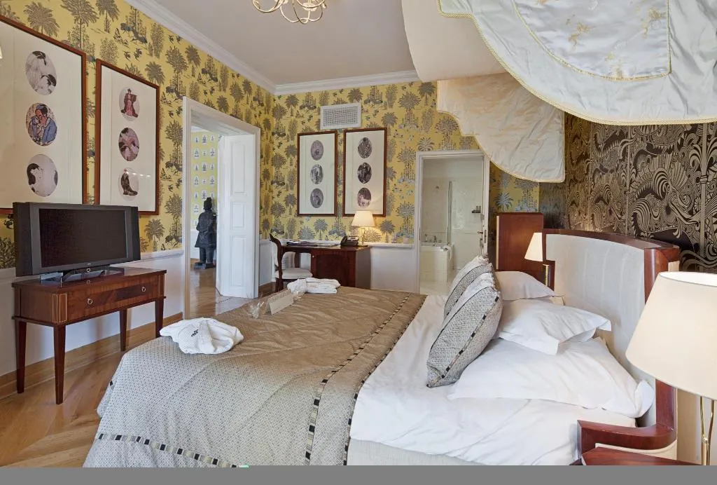 APARTMENT CAPACITY 4 Room, The Bonerowski Palace, Krakow