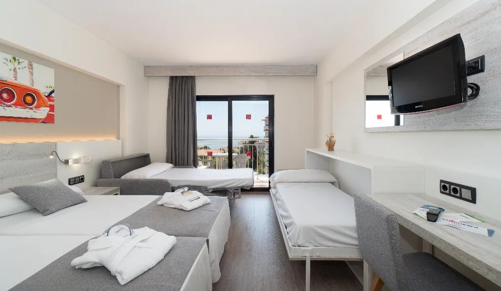 Double or Twin SUPERIOR Room, Medplaya Bali, Costa Del Sol