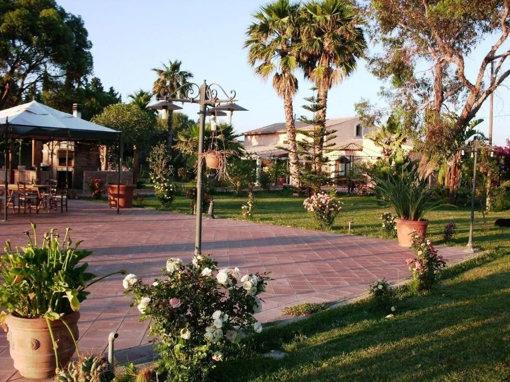Terrace, Villa Cristina, Catania