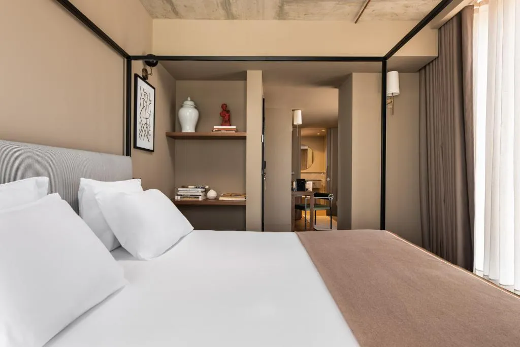 JUNIOR SUITE STANDARD Room, Dorma Essenzia Porto, Porto