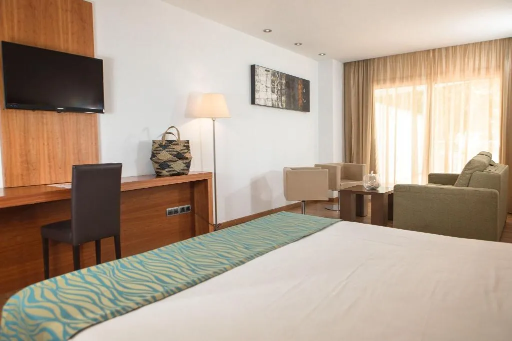 JUNIOR SUITE WITH DOUBLE BED Room, RVHotels Nautic Park, Costa Brava