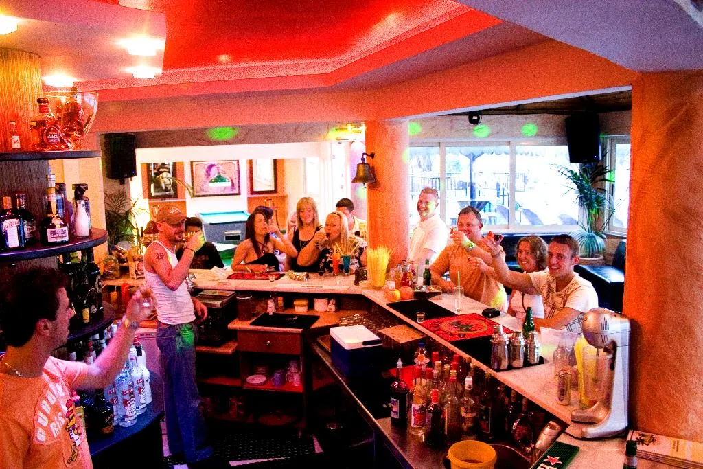 Bar, Paradise Apartments, Zante