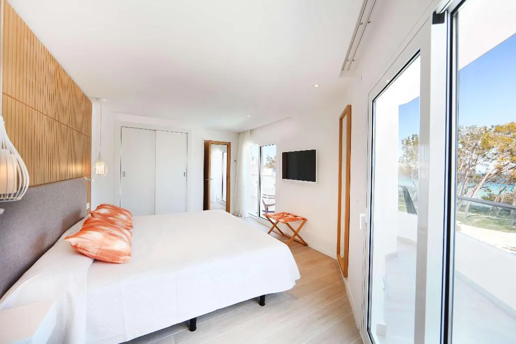 Room, Iberostar Waves Playa de Muro, Majorca
