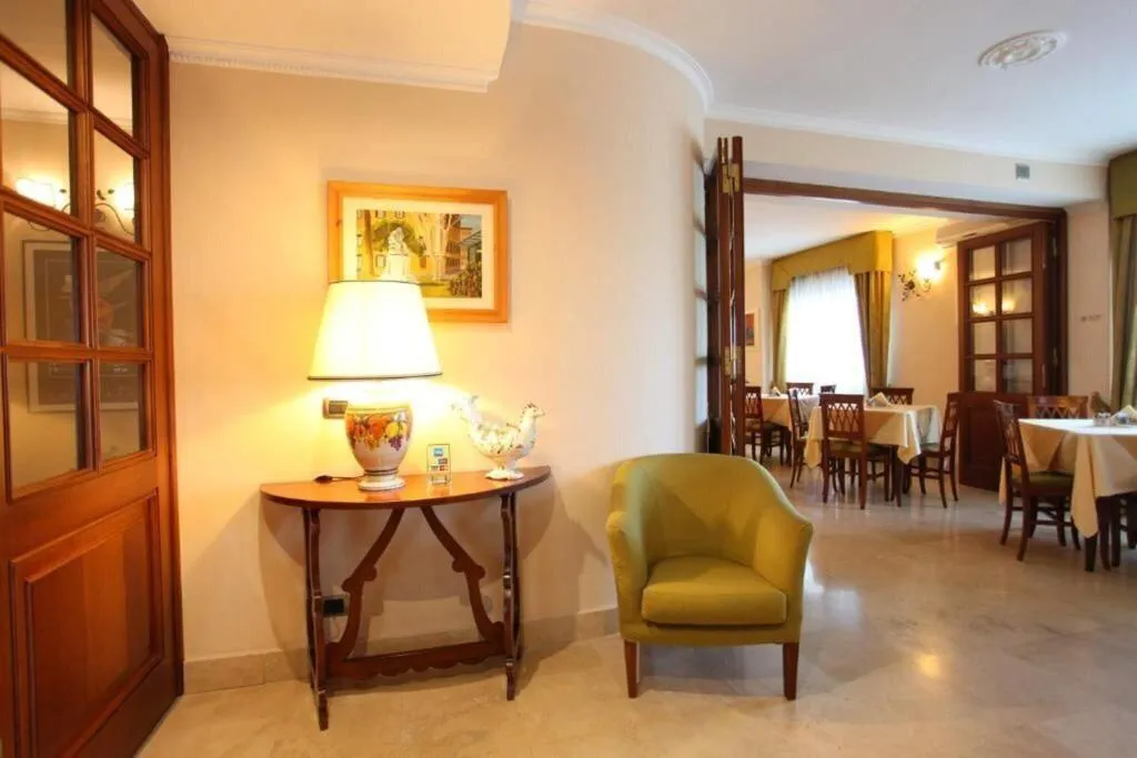 Restaurant, Altea Suites Hotel Residence, Rome
