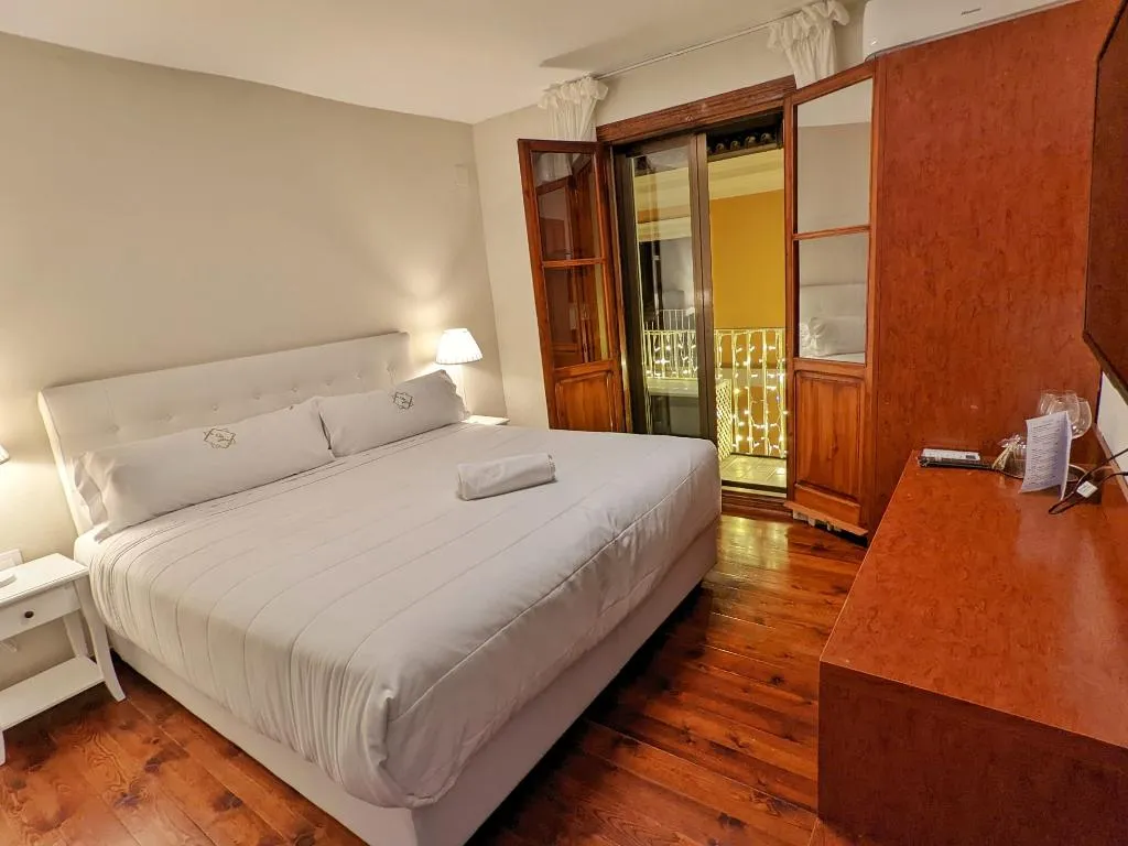 SUITE STANDARD Room, Catalina Suites Hotel 3*, Valencia