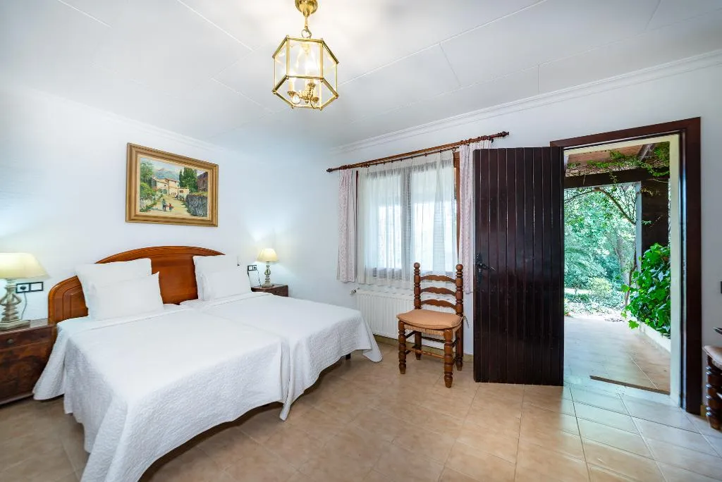 TRIPLE STANDARD Room, Hotel Rural Predio Son Serra, Majorca