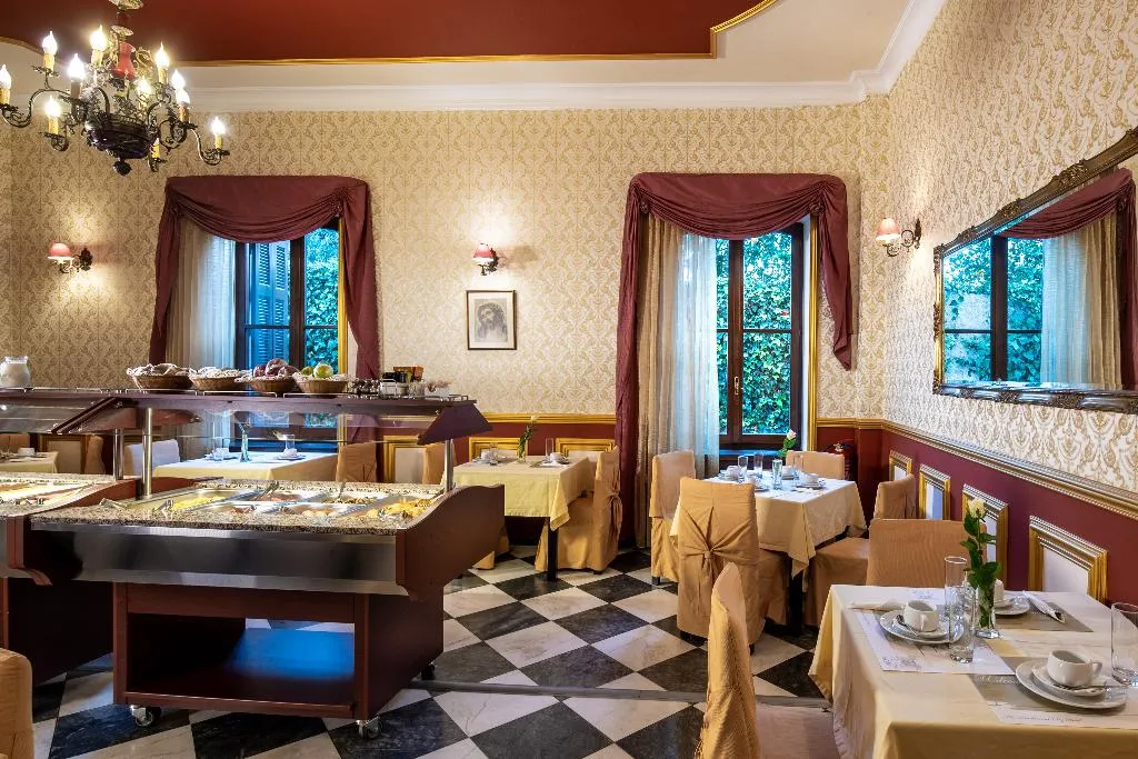 Restaurant, Halepa Hotel, Crete