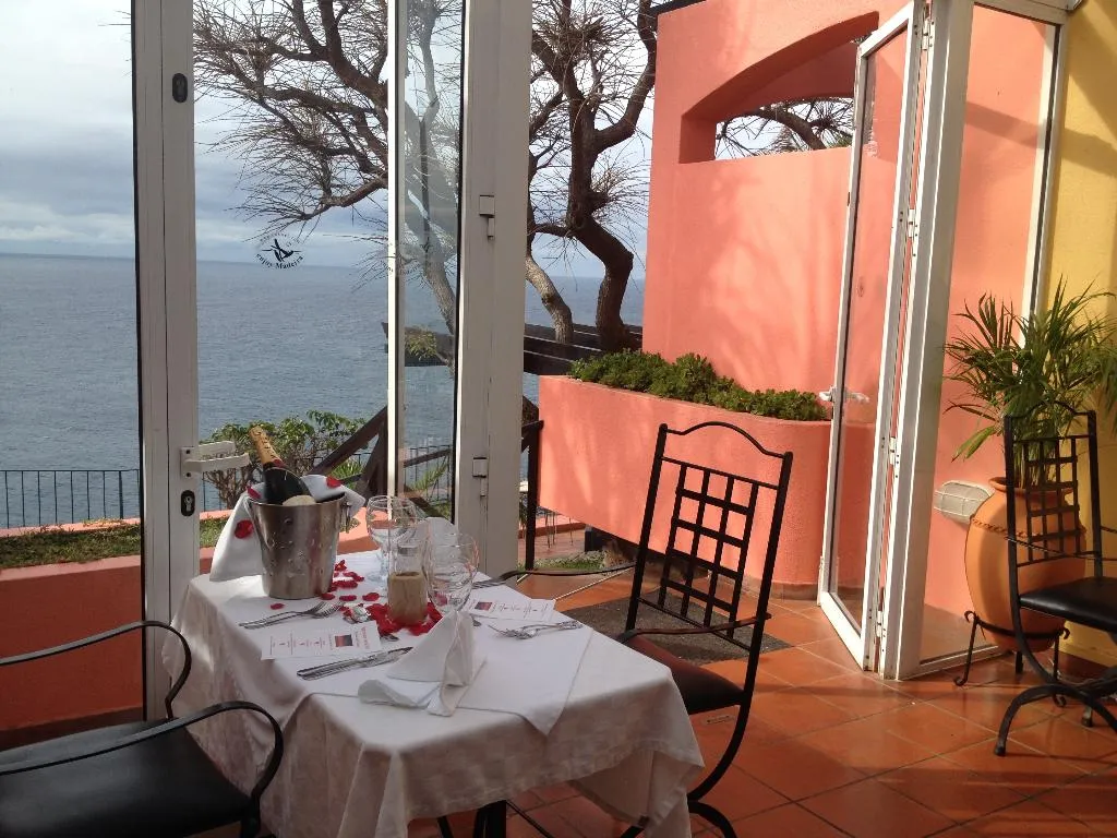 Restaurant, Inn & Art Hotel Gallery, Madeira