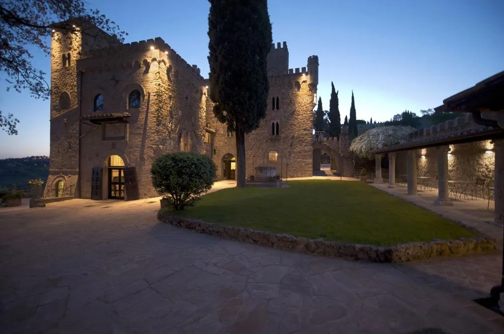 Terrace, Castello di Monterone, Perugia