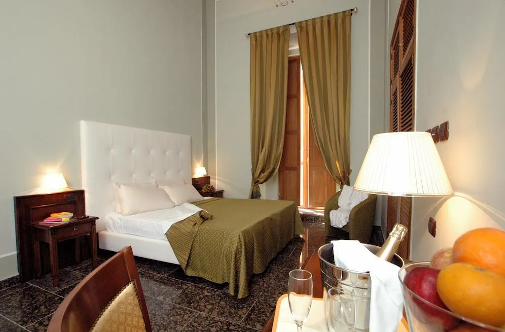 Room, Le Stanze del Vicere Boutique Hotel, Naples