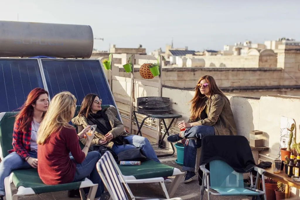 Terrace, Granny's Inn - Hostel, Malta