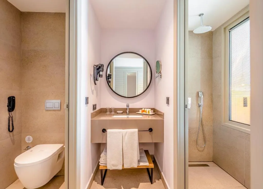 DOUBLE SINGLE USE STANDARD Room, Belek Beach Resort, Antalya