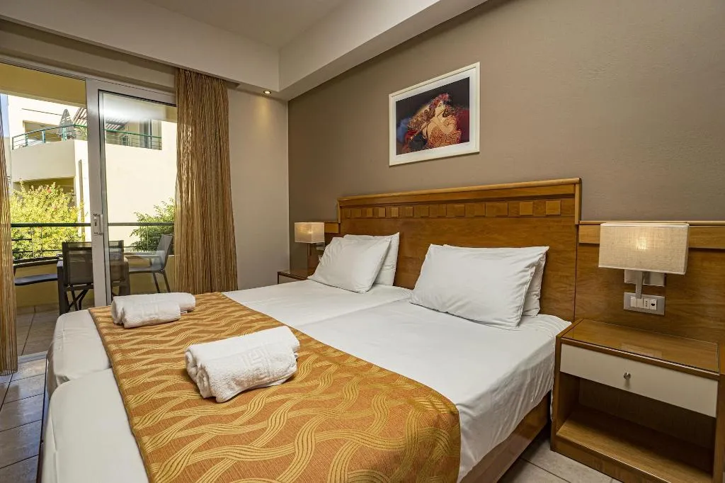 Room, Helios, Crete