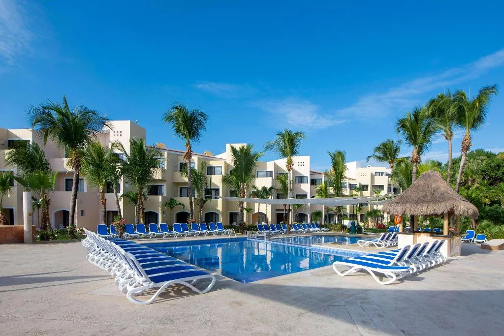 Pool, Viva Maya by Wyndham, Trademark All-Inclusive, Cancun Area
