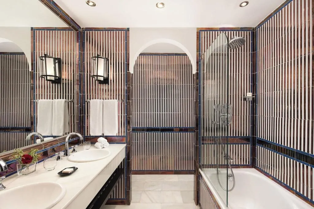 Room, Alfonso XIII, Seville