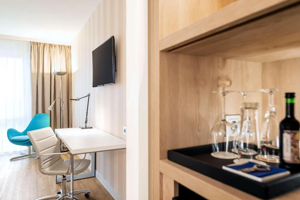 DOUBLE STANDARD Room, NH Berlin Alexanderplatz, Berlin