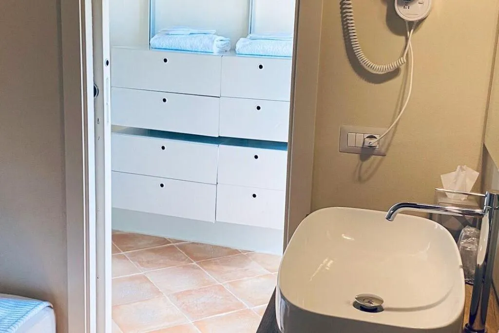 Room, Nikis Resort, Umbria