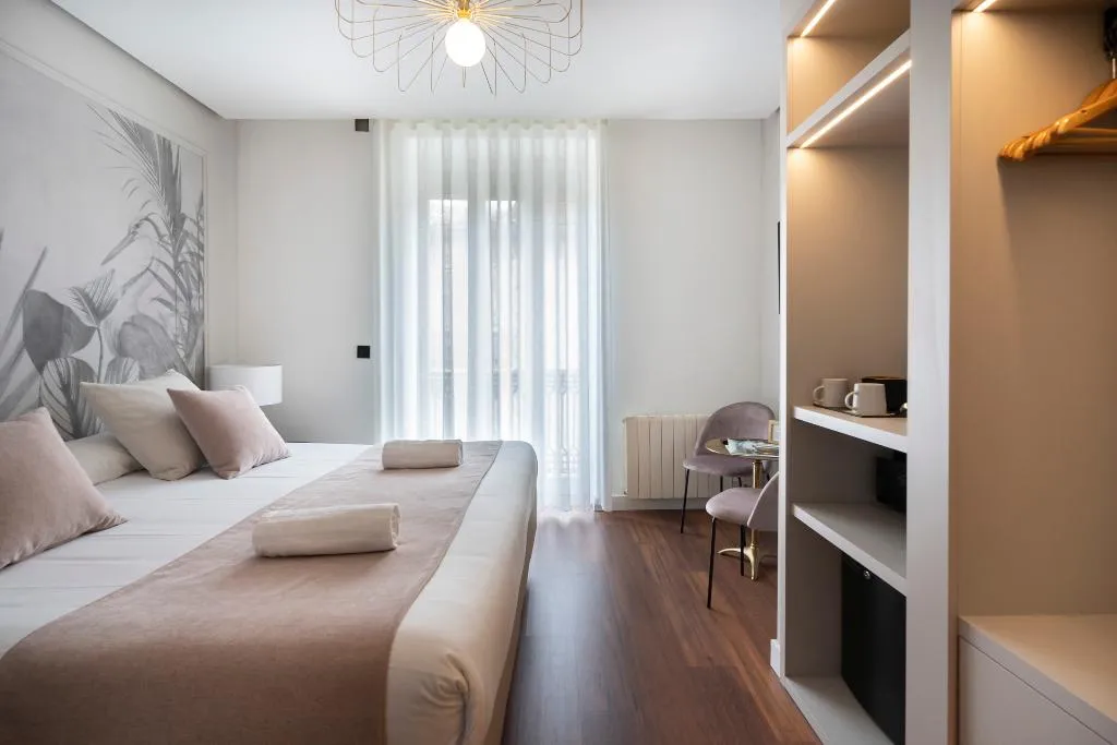 Double or Twin STANDARD Room, YOU & CO. J. Botánico Boutique, Valencia