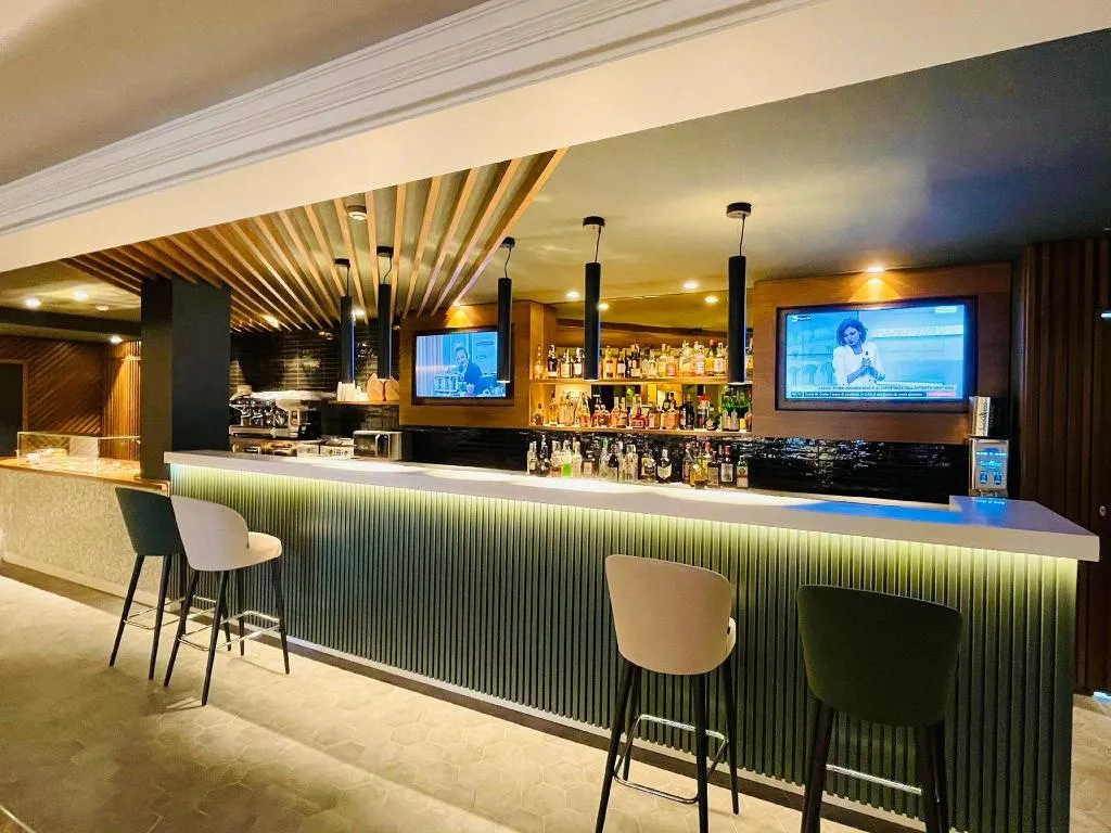 Bar, Holiday Inn Naples, Naples