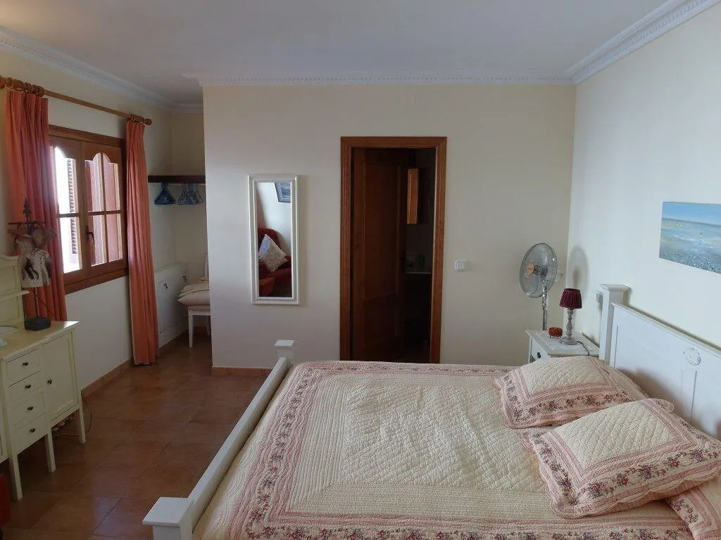 Room, Casa Roble B&B, Seville