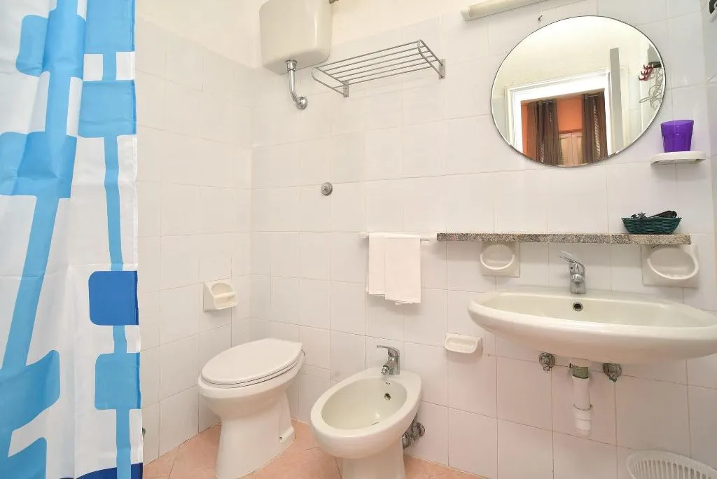 Room, Junior Village, Naples