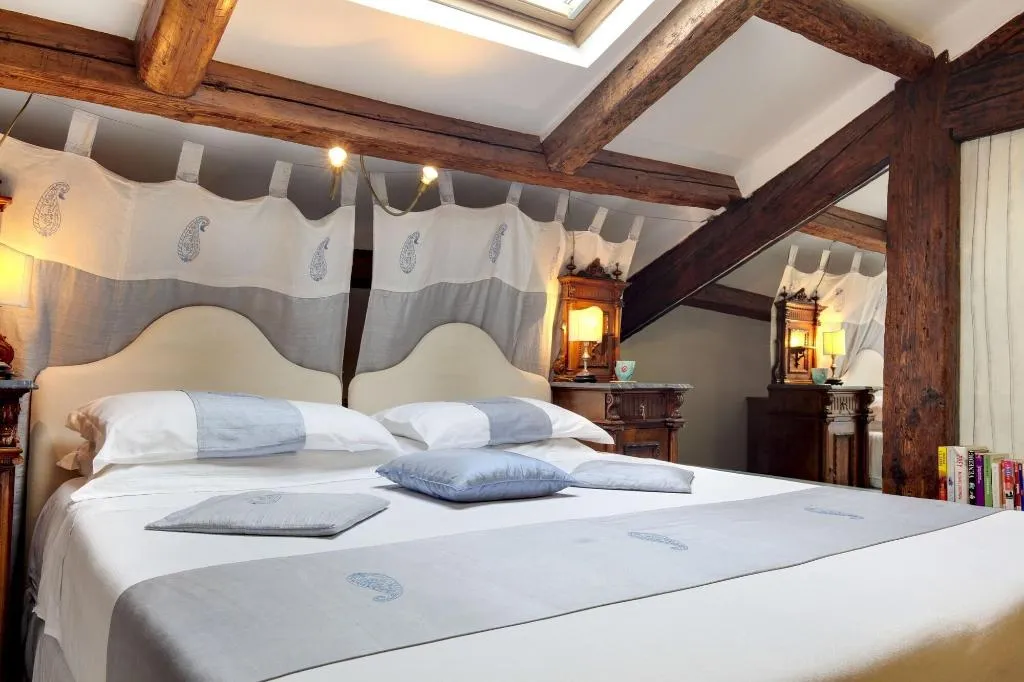 Room, La Villeggiatura, Venice