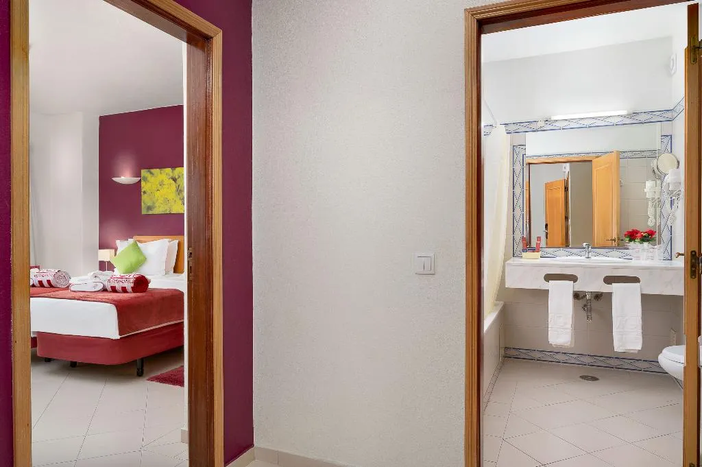 APARTMENT ONE BEDROOM Room, Grand Muthu Forte da Oura, Algarve