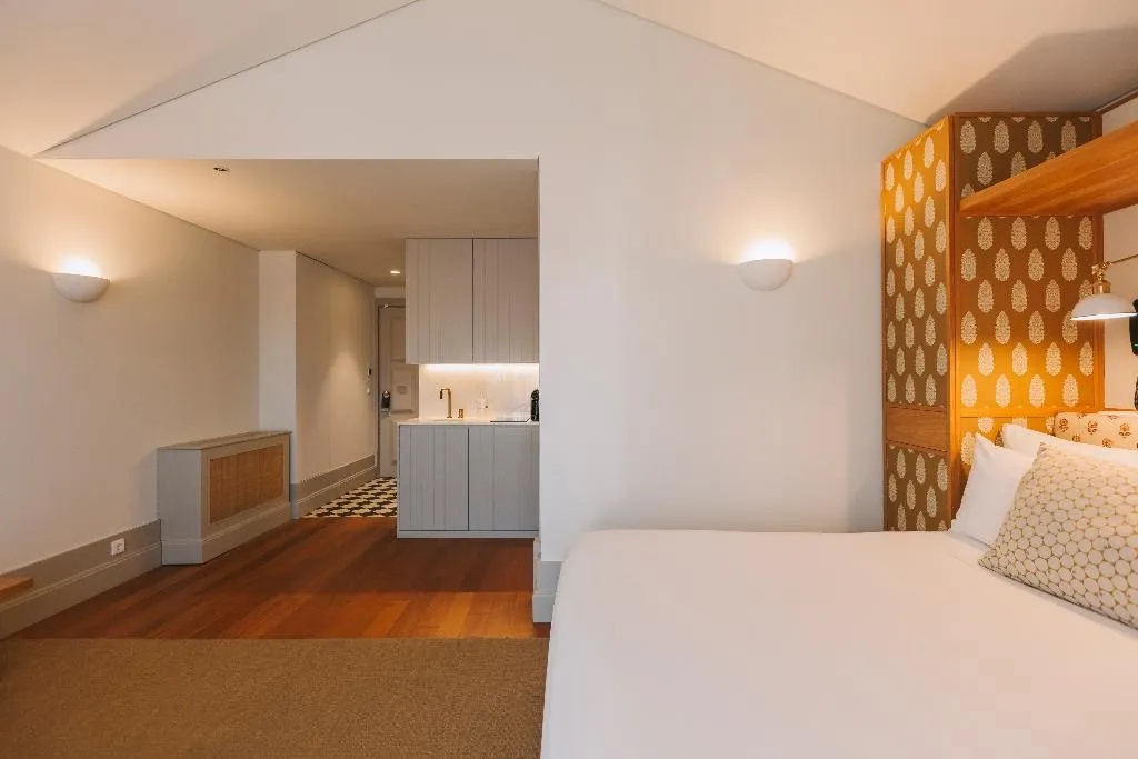 Double or Twin CLASSIC WITH BALCONY Room, Torel Saboaria, Porto